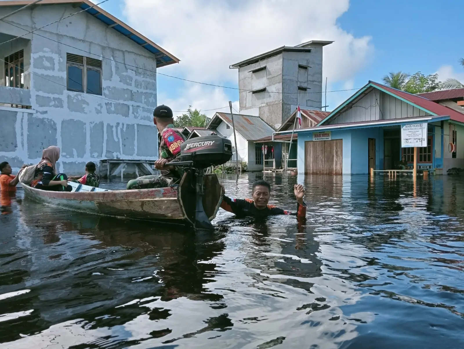 [UPDATED] Banjir Masih Rendam Dua Desa di Kabupaten Sanggau, 193 Kepala Keluarga Terdampak